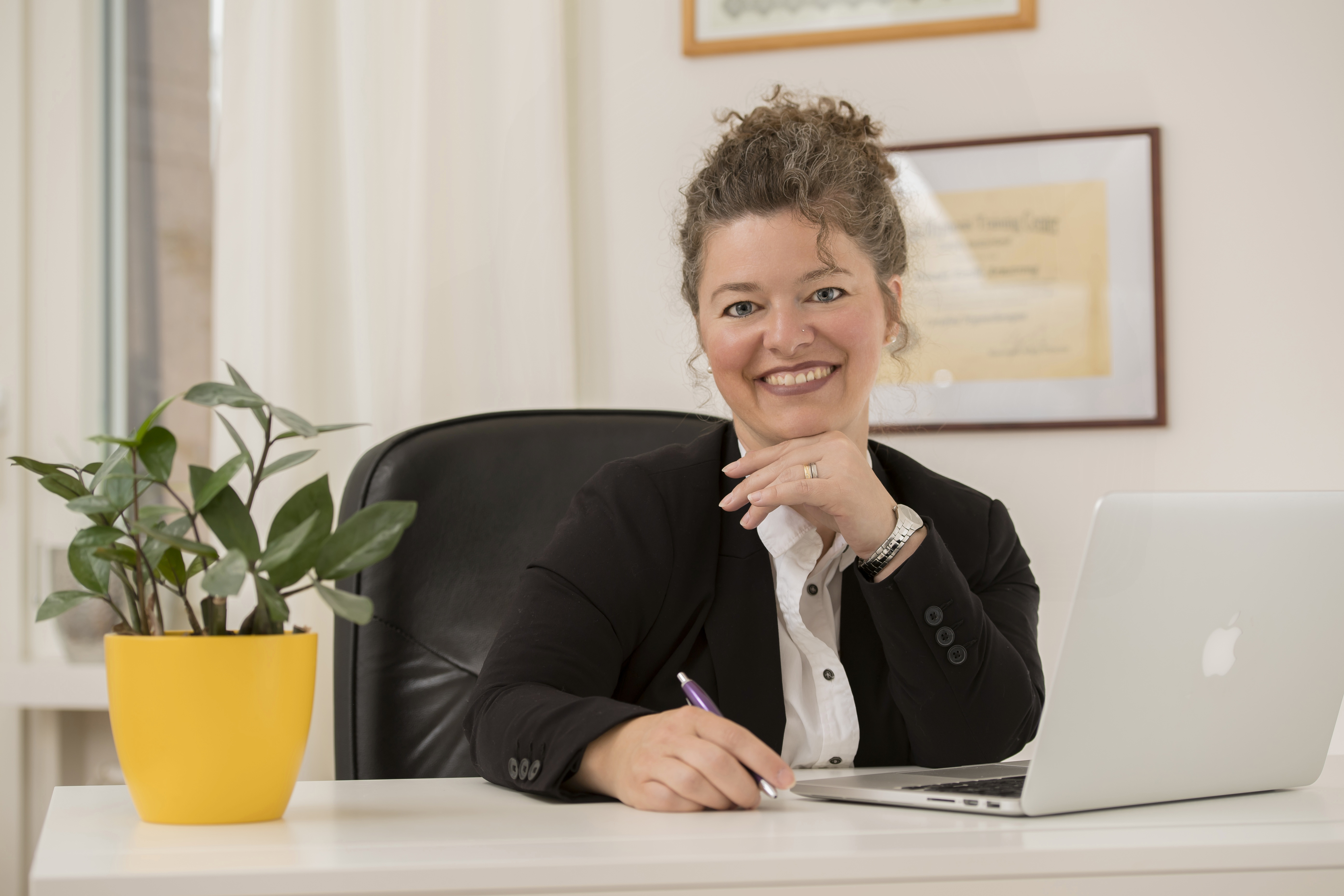 Hypnose Fachartikel der Hypnosetherapeutin Vita Libera, Spezialistin für Hypnose und Hypnosetherapie in Frauenfeld Ostschweiz