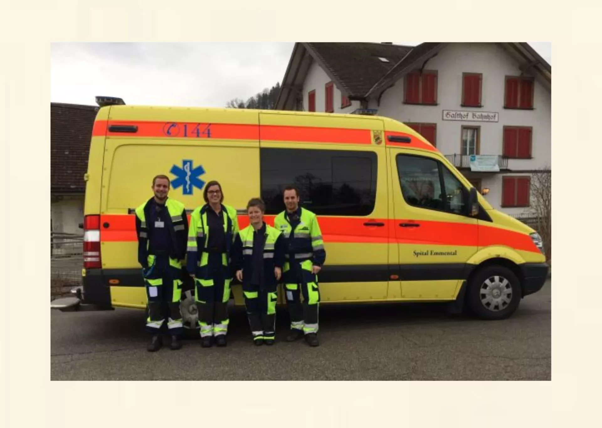 Medizinische Hypnose im Praxiseinsatz – Begleitung von Rettungssanitätern im Notfalldienst