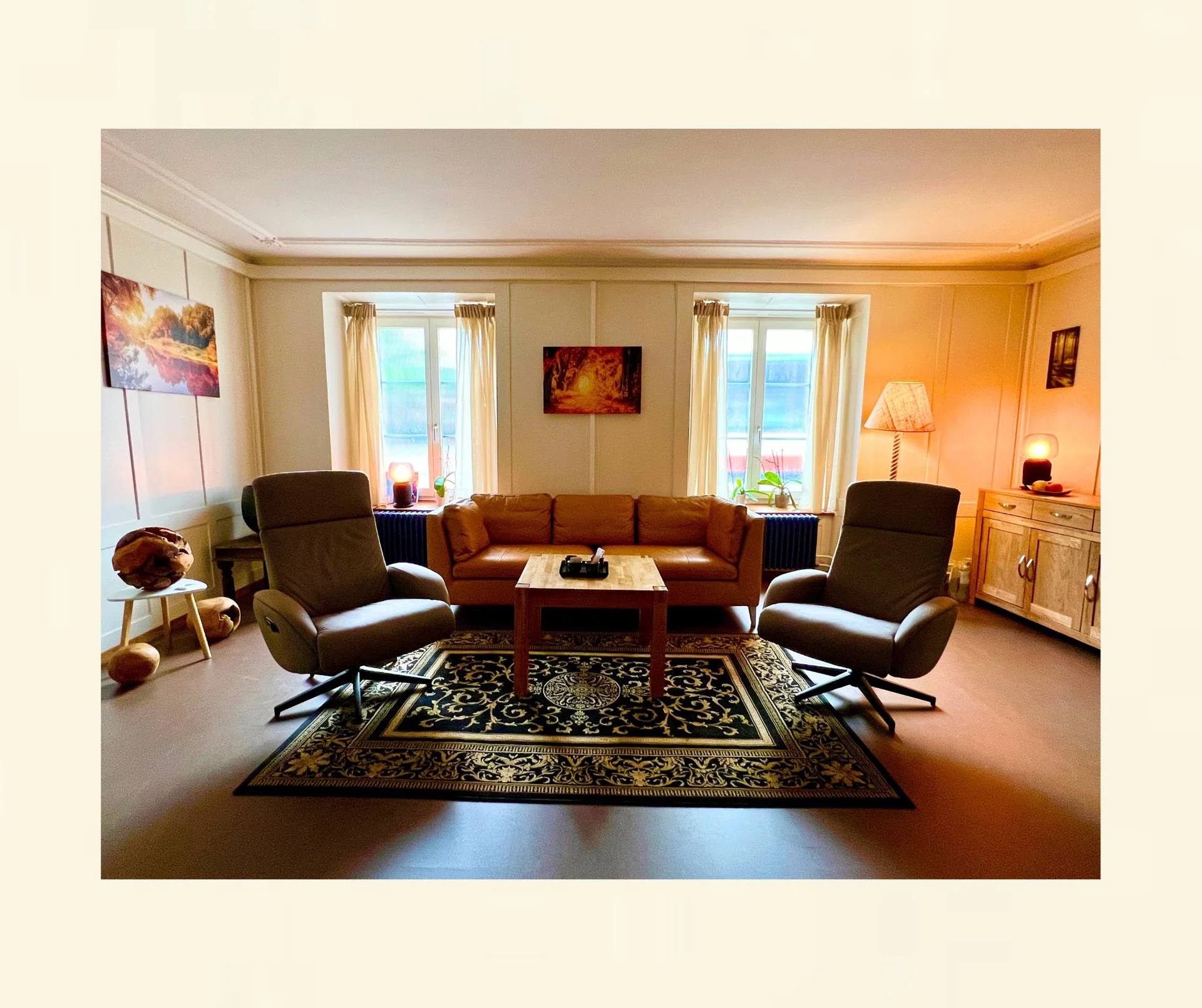 Gemütlicher Praxis- und Wartebereich für Gewichtskontrolle mit Hypnose in Frauenfeld