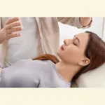 Hypnose Sitzung zur Unterstützung bei der Trauma-Verarbeitung