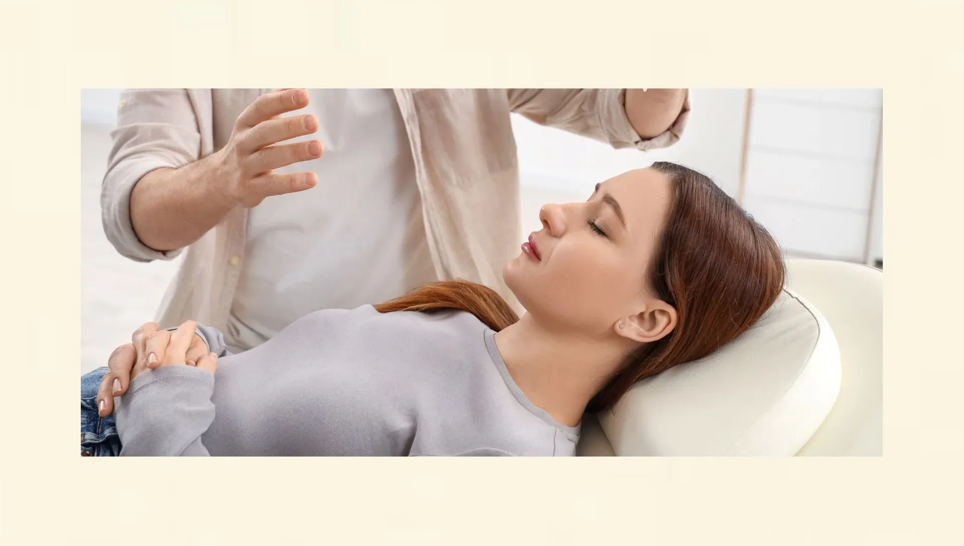 Hypnose Sitzung zur Unterstützung bei der Trauma-Verarbeitung